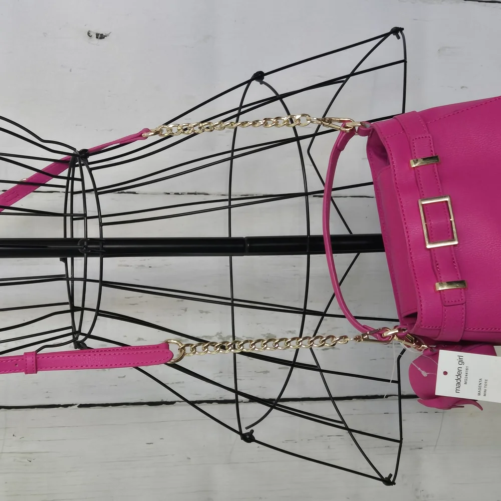 NWT Madden Girl Magenta Mini Tote Leather with Gold Chain And Earbud Pouch - Picture 10 of 17